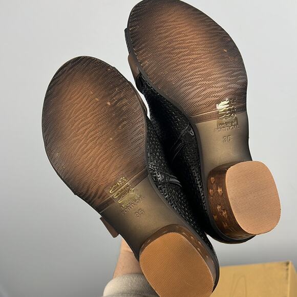 Unity In Diversity Silene New size 35 Made in Portugal leather heeled sandal - Picture 6 of 7